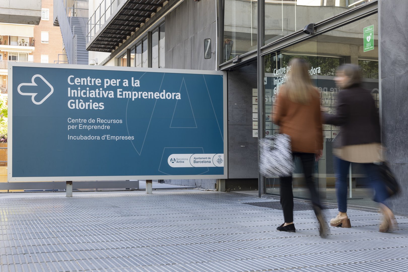 Barcelona Activa adapta els horaris d'estiu per continuar oferint serveis a la ciutadania durant l'agost 